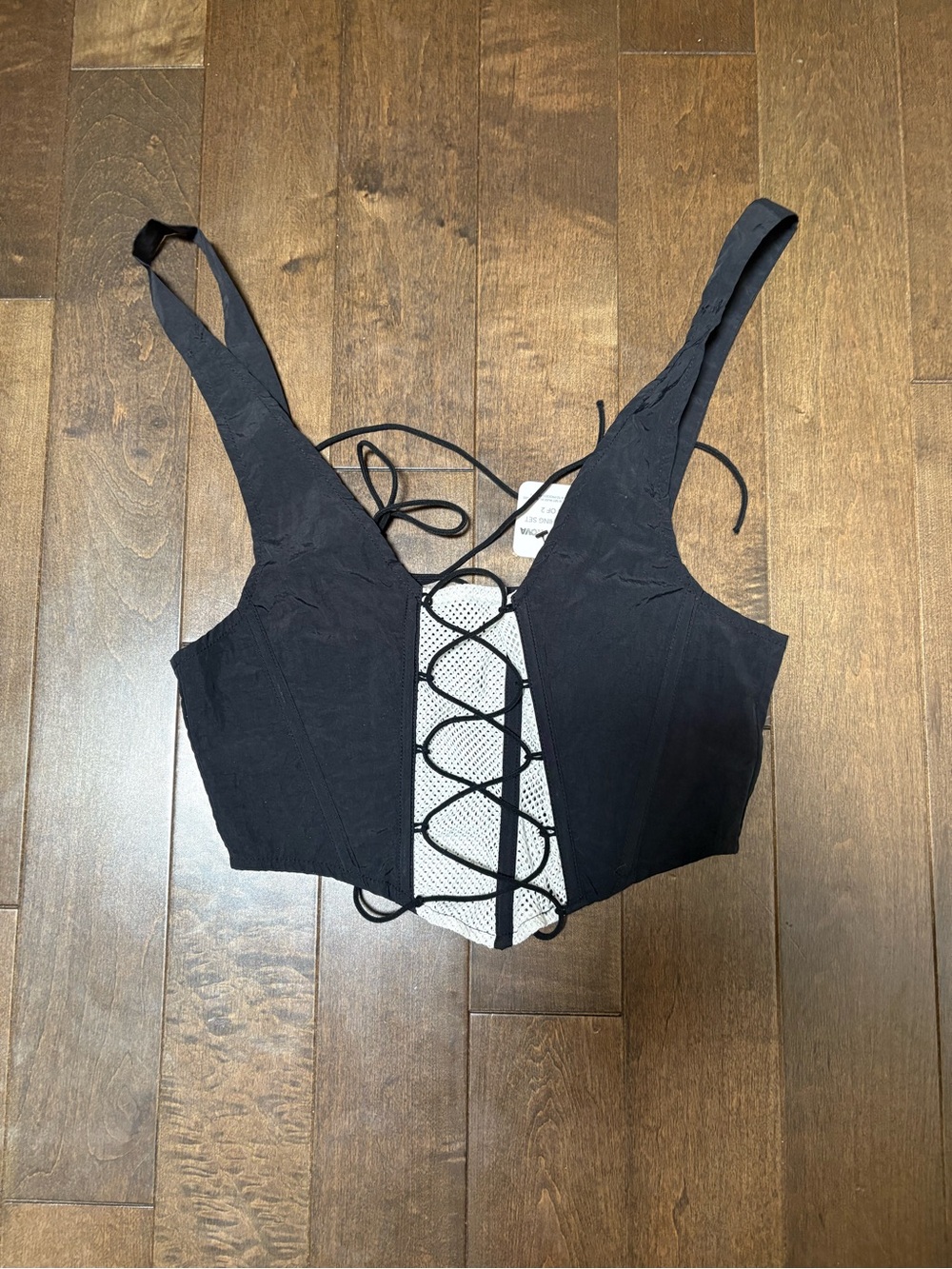 Fashion Nova Black and White Cropped Zip-Up Tank